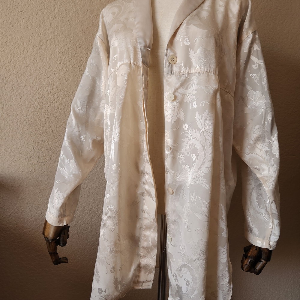 Victoria's Secret Pajama Top Women's P/S Beige Satin Floral Button Gold Label